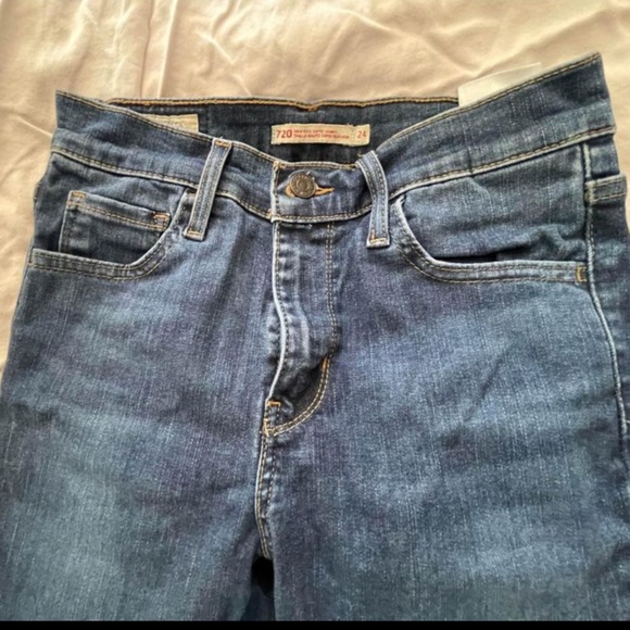 Levi’s 720 Slim Jeans - Picture 1 of 1